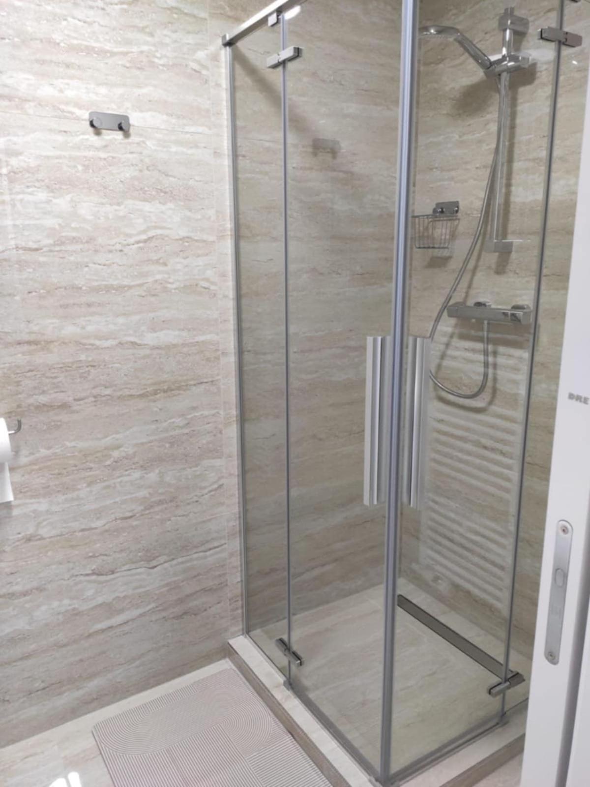 Privat Julia Hotell Vrbov Exteriör bild
