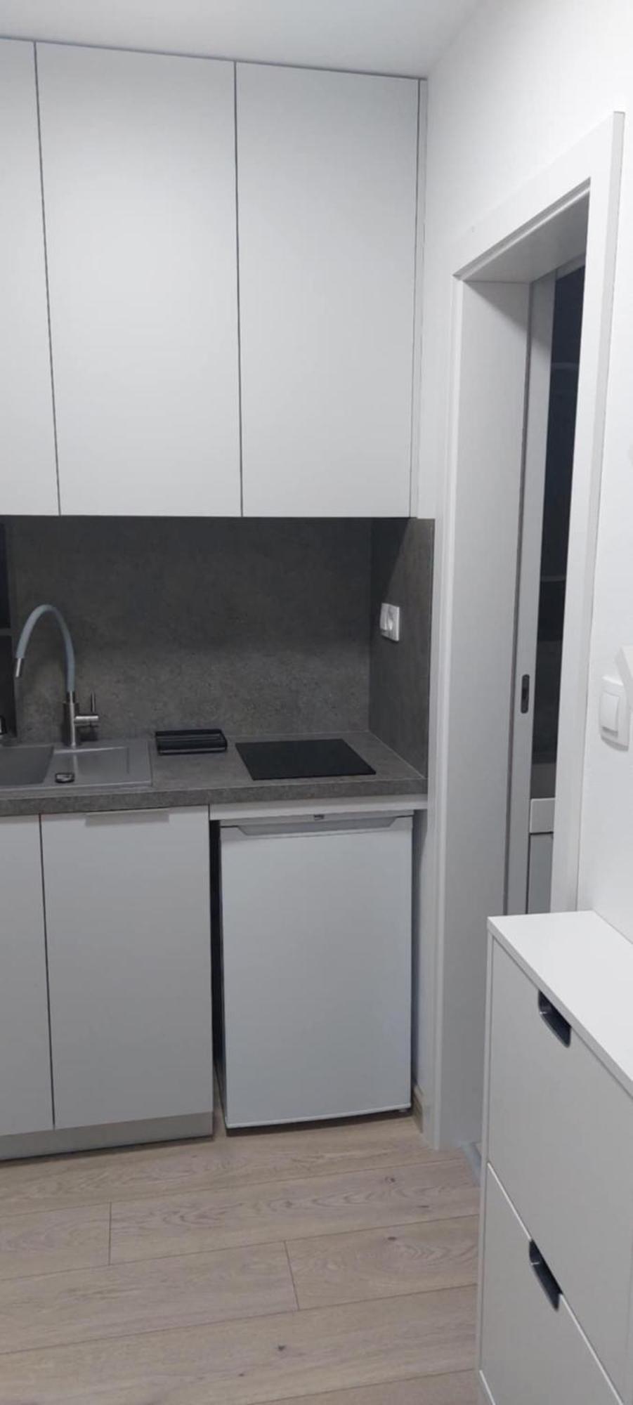 Privat Julia Hotell Vrbov Exteriör bild